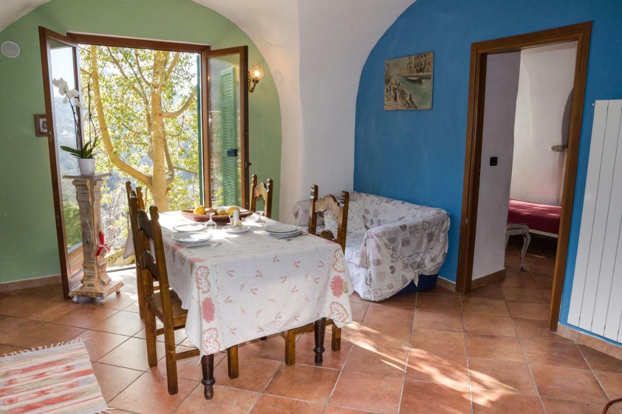 Agriturismo A Ca Vegia Calice Ligure Room photo